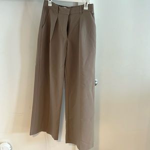 Abercrombie Tailored Straight Leg pants size 27